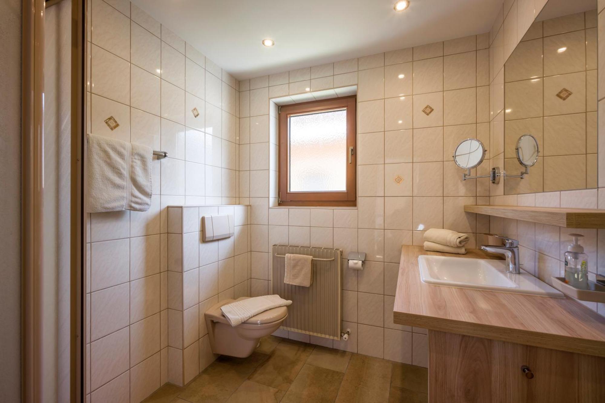 Bed and Breakfast Haus Kirchmaier Pertisau Zewnętrze zdjęcie